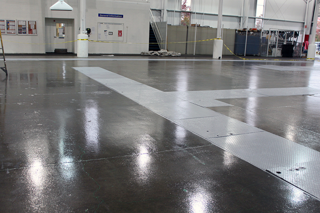 Manufacturing – Polish Floor System