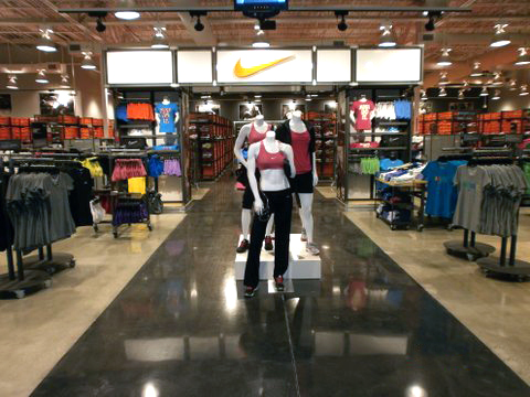 Retail – Polish & Dye Floor System